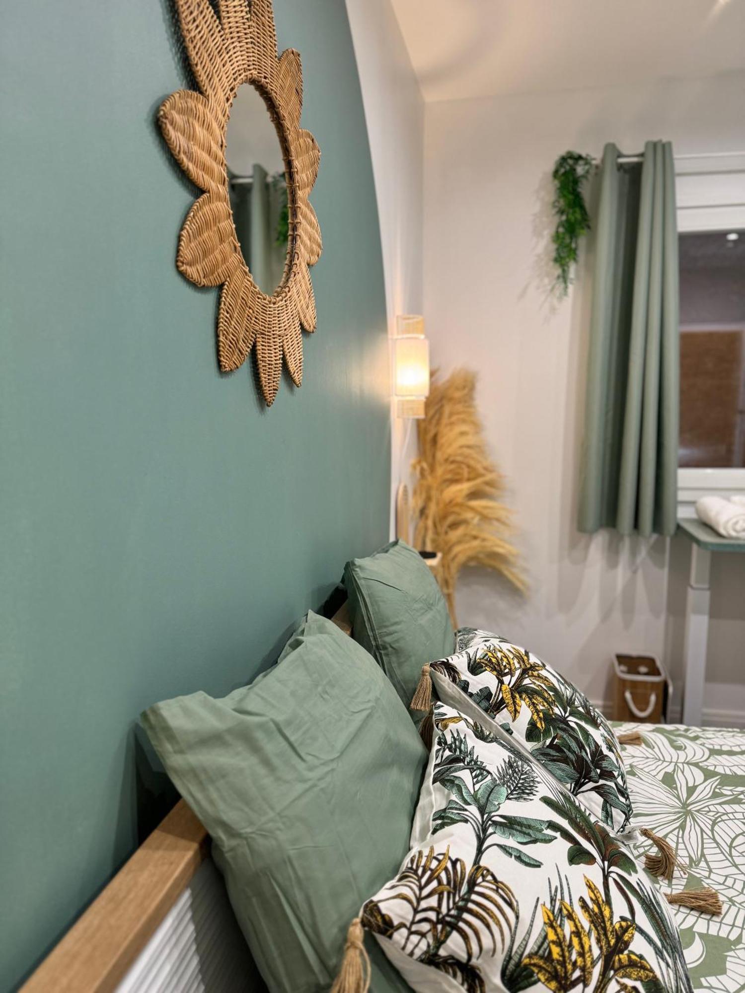 Worldroom Chambre Privee Avec Espace Commun Perpignan Chambre photo