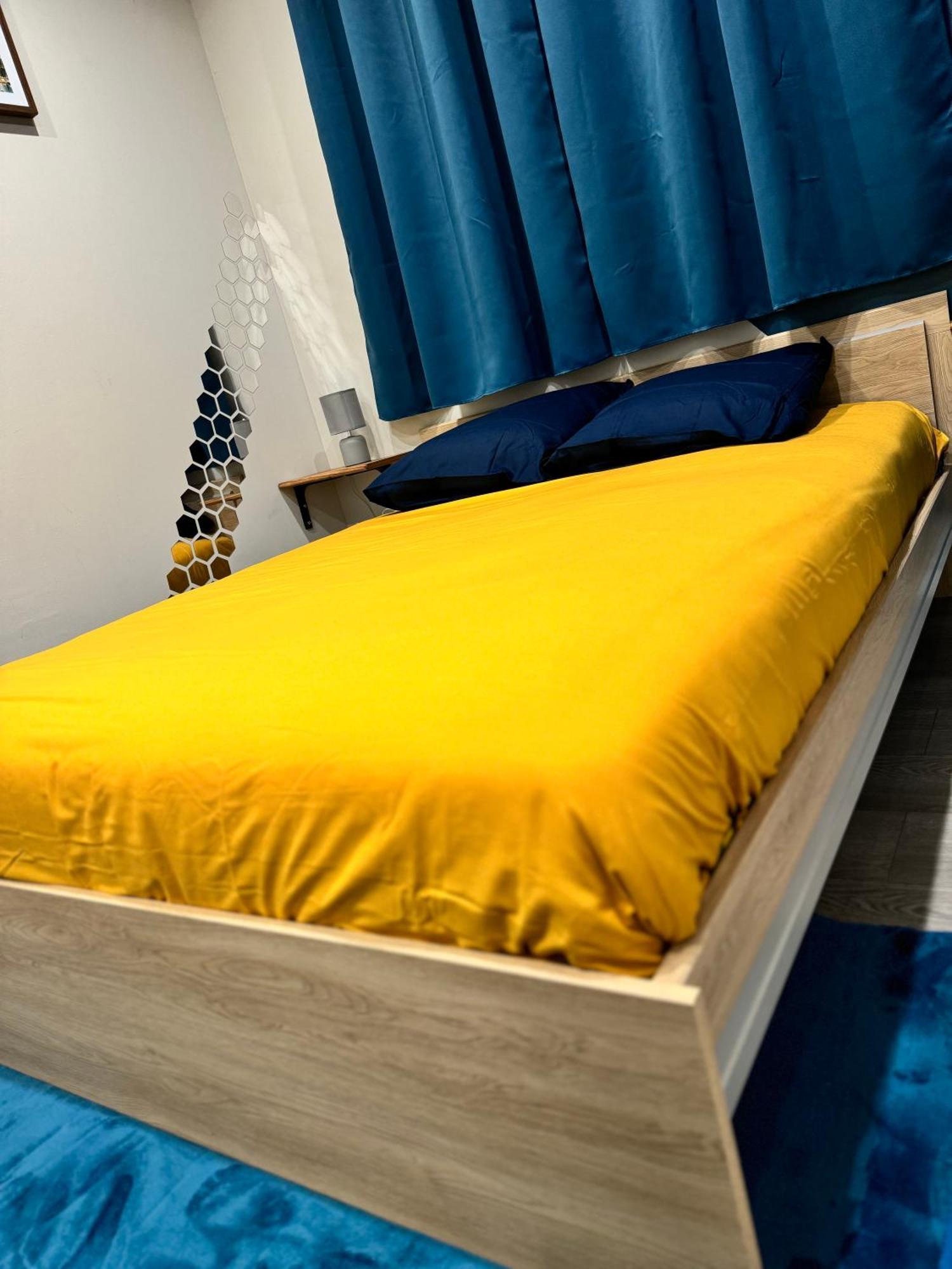 Worldroom Chambre Privee Avec Espace Commun Perpignan Extérieur photo