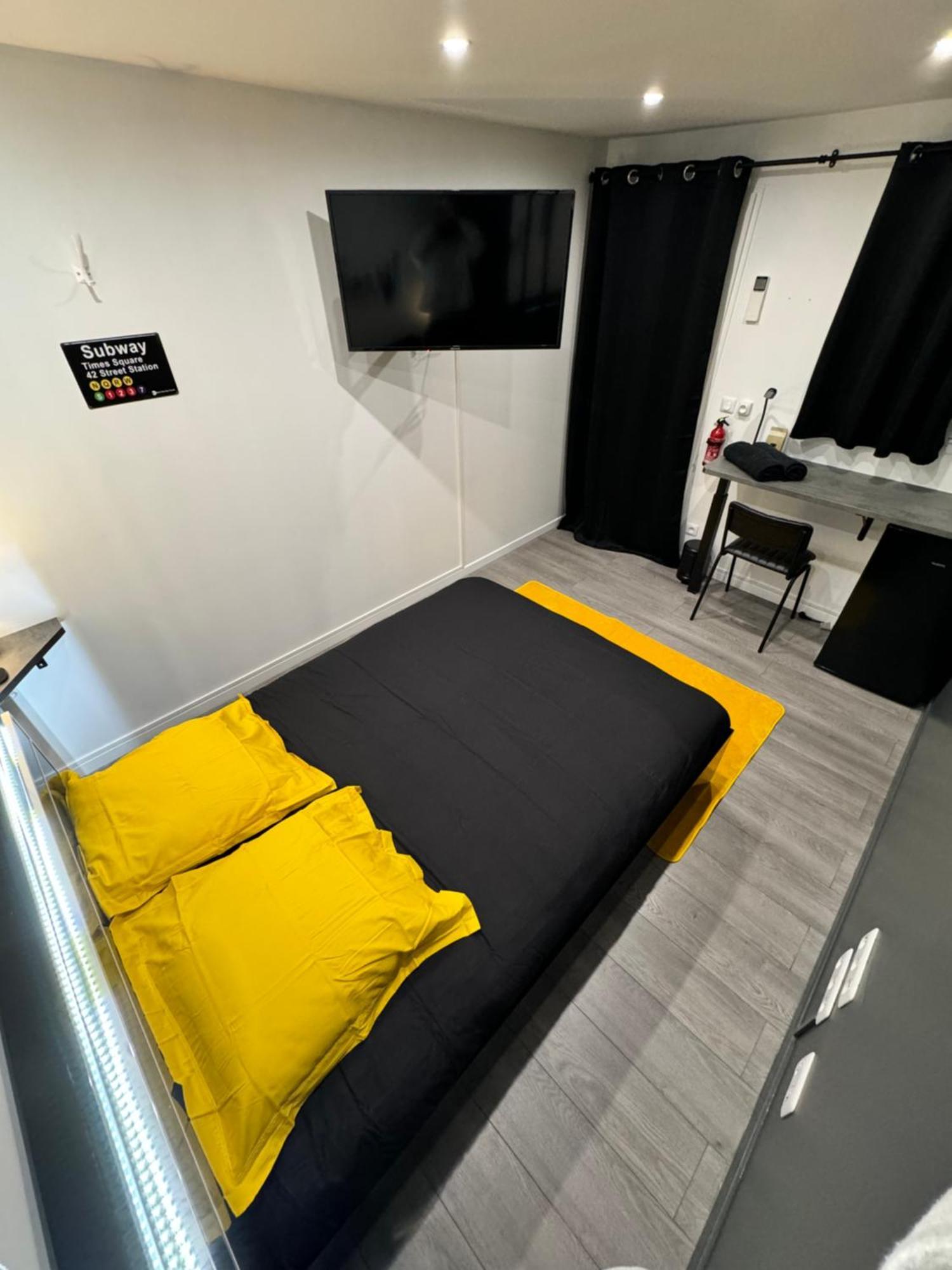 Worldroom Chambre Privee Avec Espace Commun Perpignan Extérieur photo