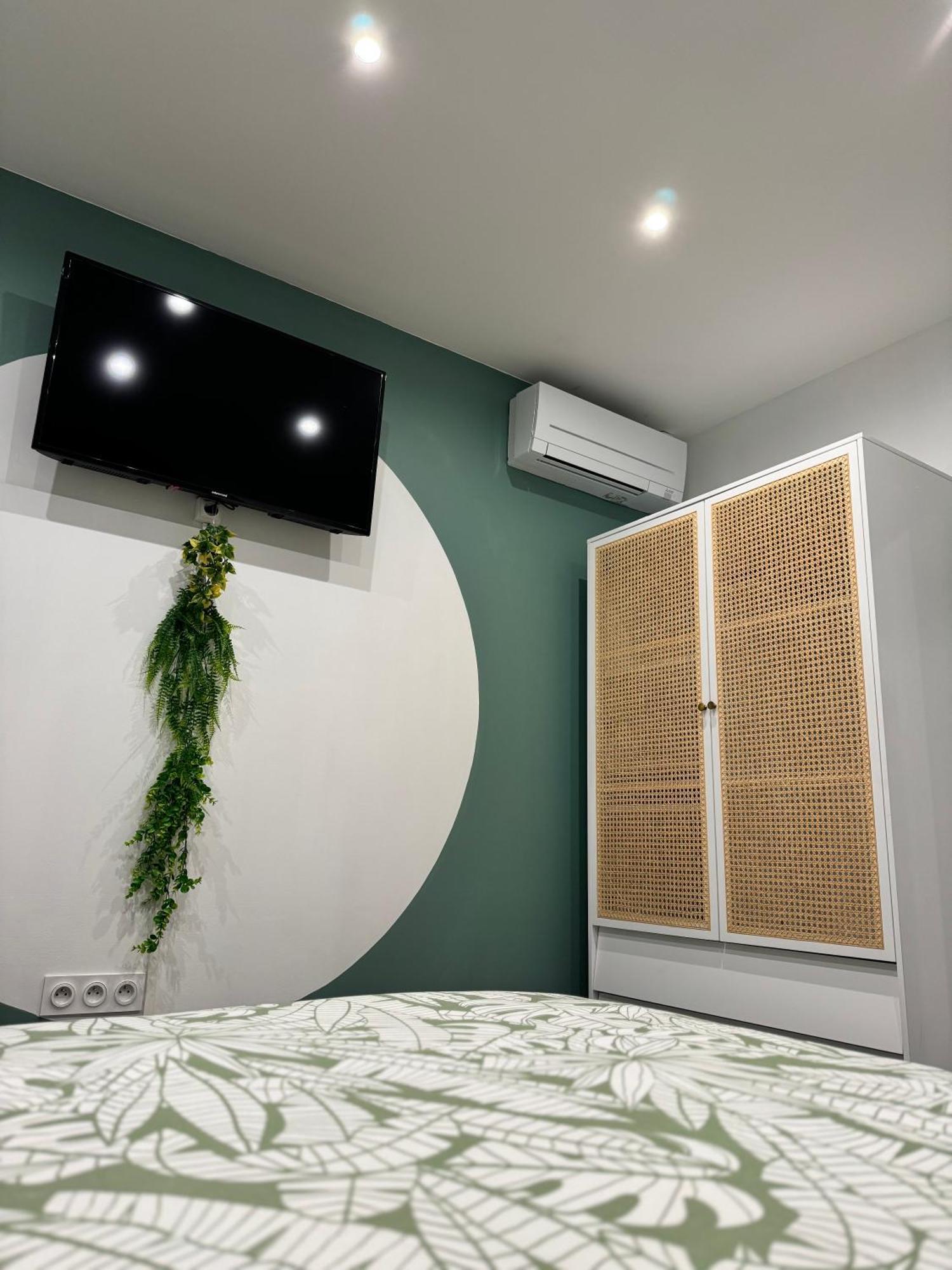 Worldroom Chambre Privee Avec Espace Commun Perpignan Extérieur photo