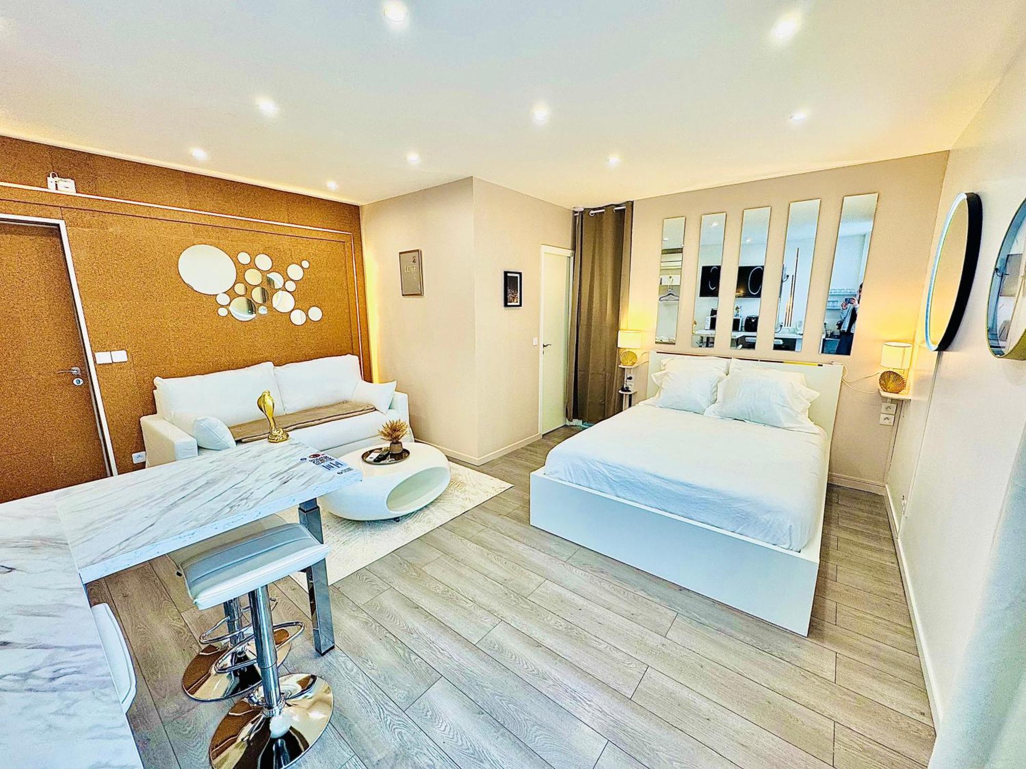 Worldroom Chambre Privee Avec Espace Commun Perpignan Extérieur photo