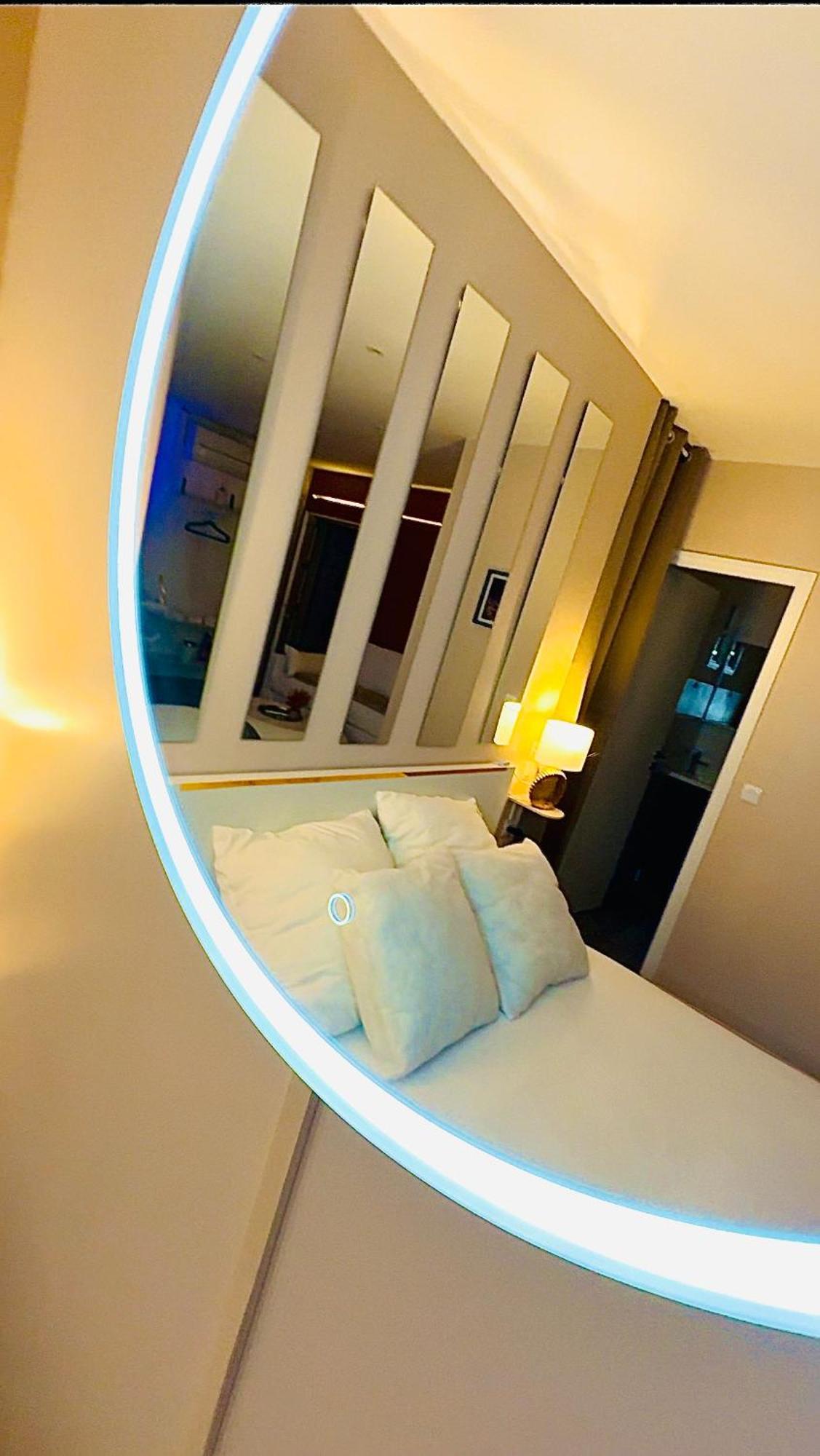 Worldroom Chambre Privee Avec Espace Commun Perpignan Extérieur photo